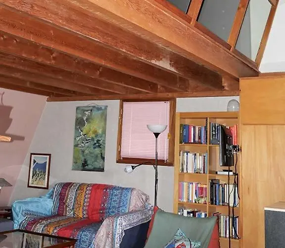 Maison Avec Jolie Vue * 韦泽尔河畔圣莱昂